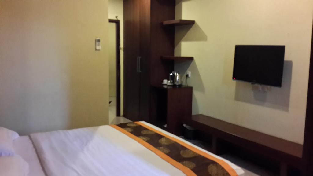 Nagoya One Hotel Esterno foto